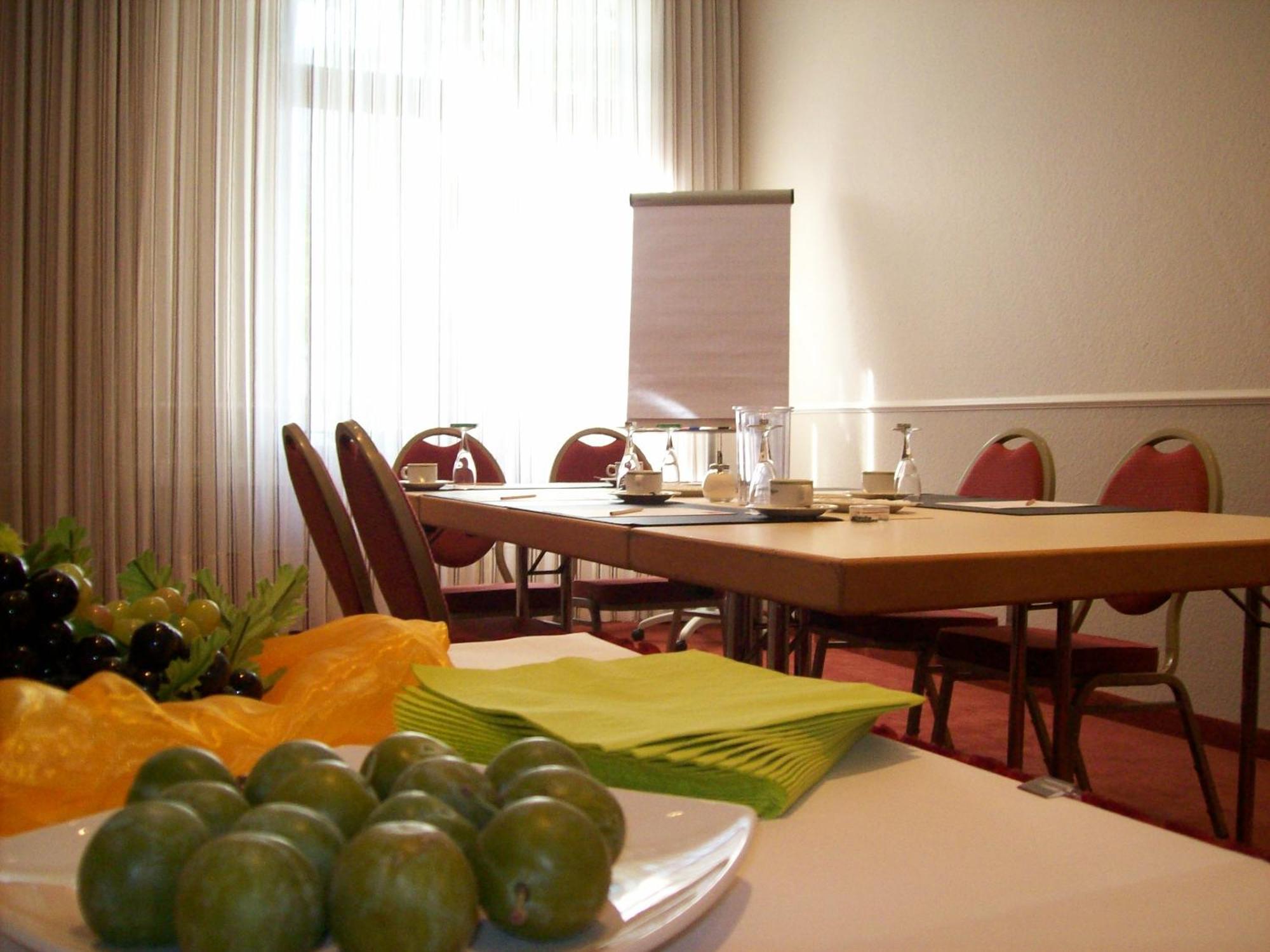 Hotel Panorama Hamburg-Billstedt Экстерьер фото
